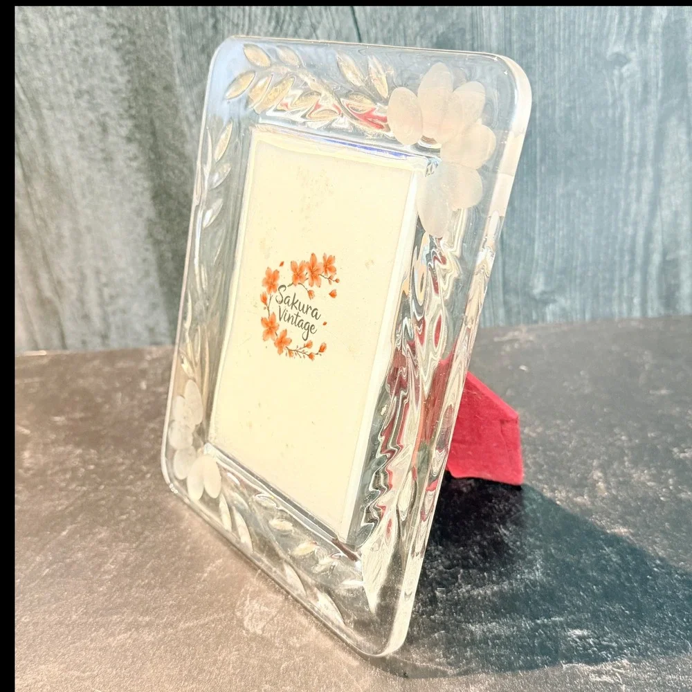 Vintage Lead Crystal Picture Frame Frosted Floral 90s Clear Glass 3.5x5 Tabletop